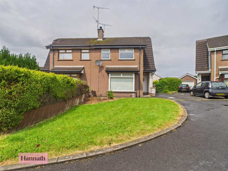 18 Manderley Court 18 Manderley Court