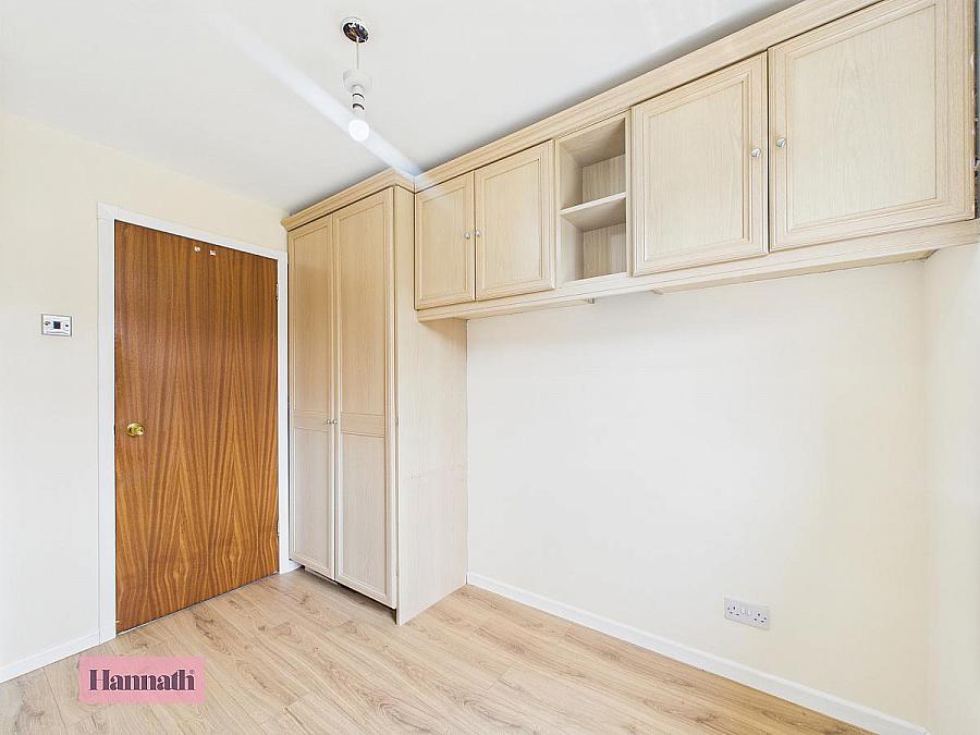 18 Manderley Court