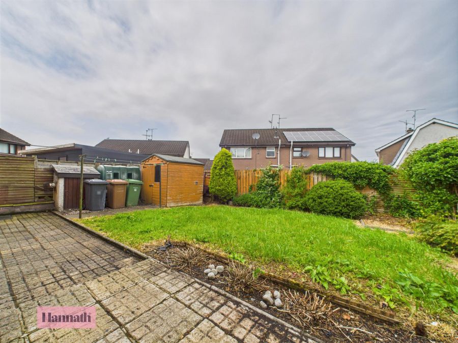18 Manderley Court 18 Manderley Court