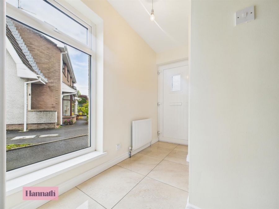 18 Manderley Court 18 Manderley Court
