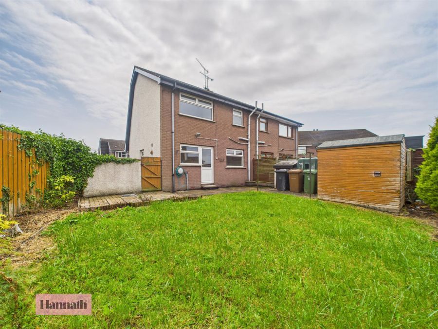 18 Manderley Court 18 Manderley Court