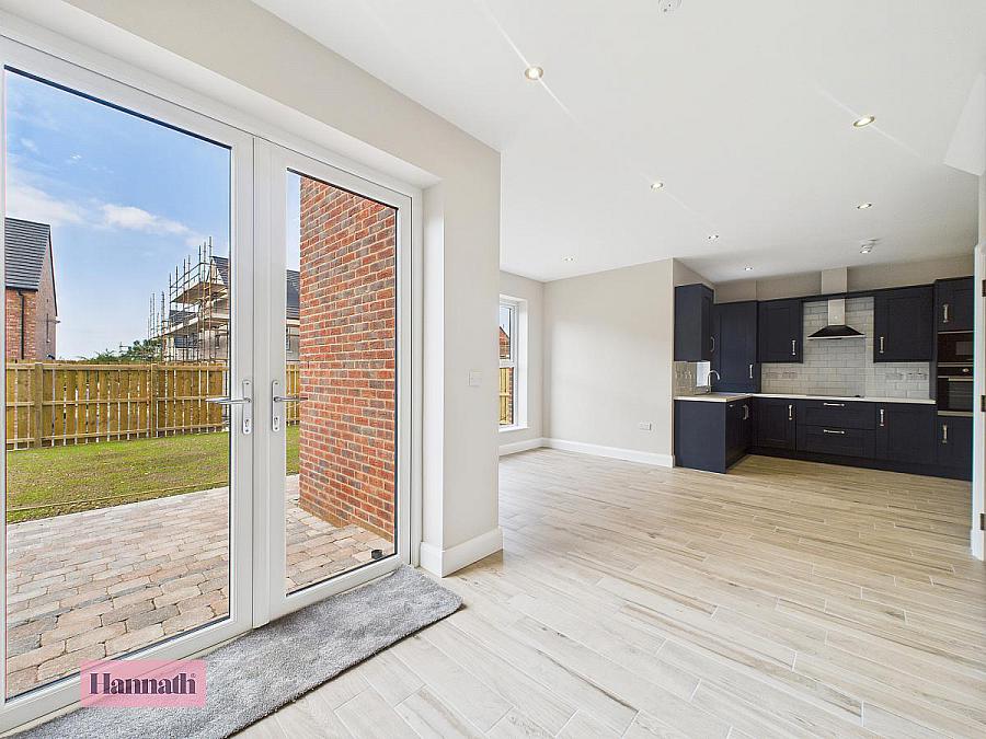 25 Bracken Road