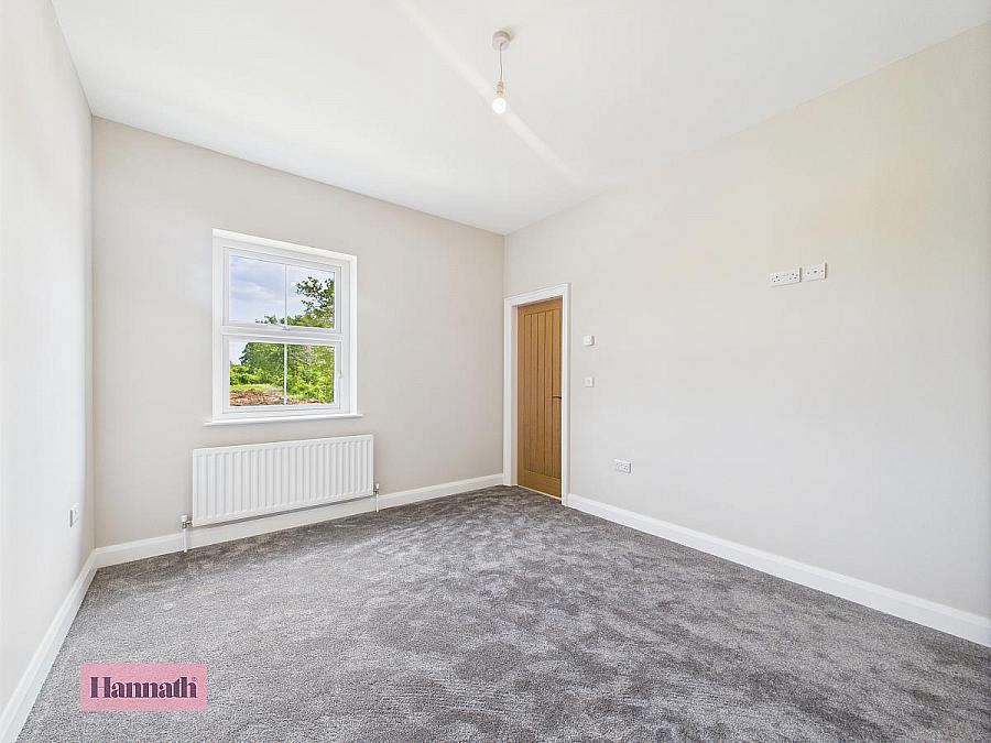 25 Bracken Road