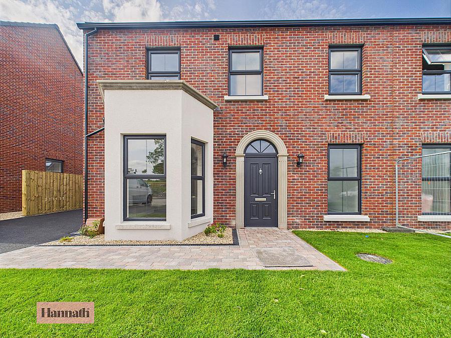 25 Bracken Road