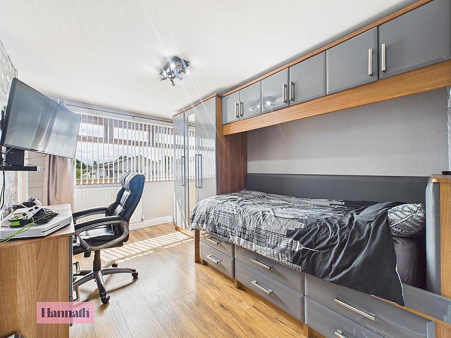 12 Abercorn Park
