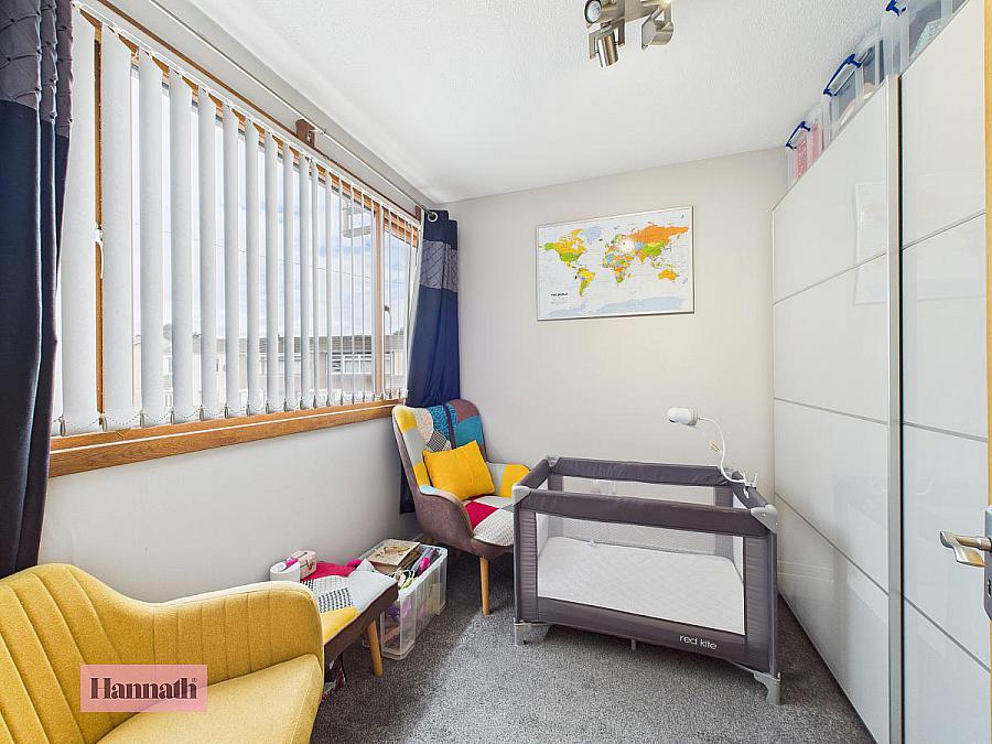 12 Abercorn Park