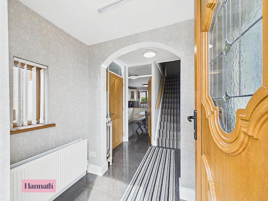 12 Abercorn Park