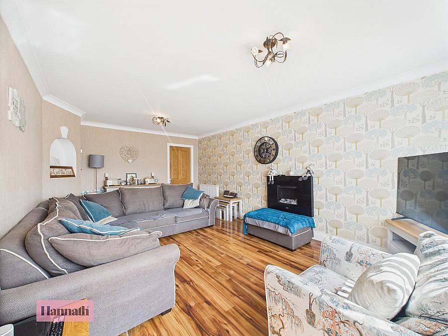 12 Abercorn Park
