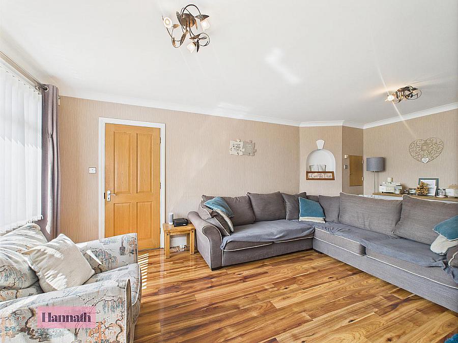 12 Abercorn Park