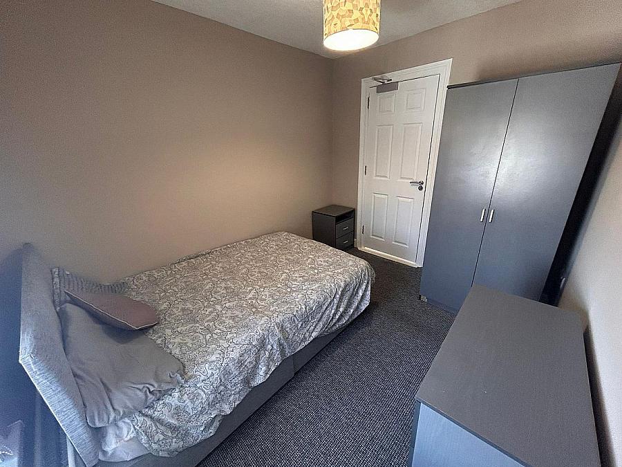 Room 5, Portmore Street,