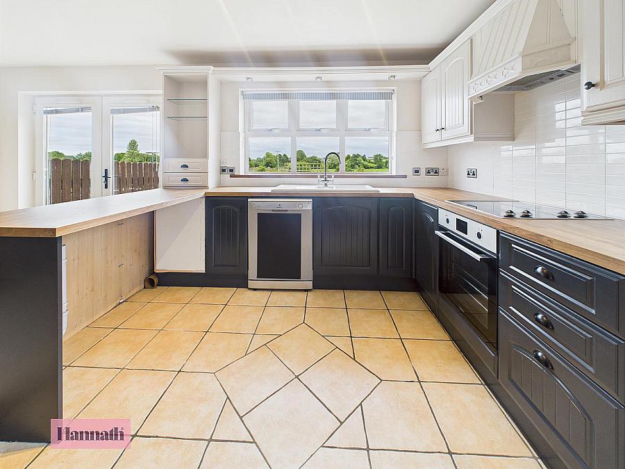 4 Meadowview Lodge