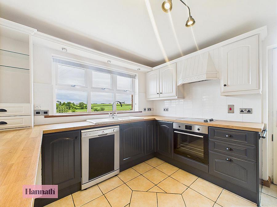 4 Meadowview Lodge