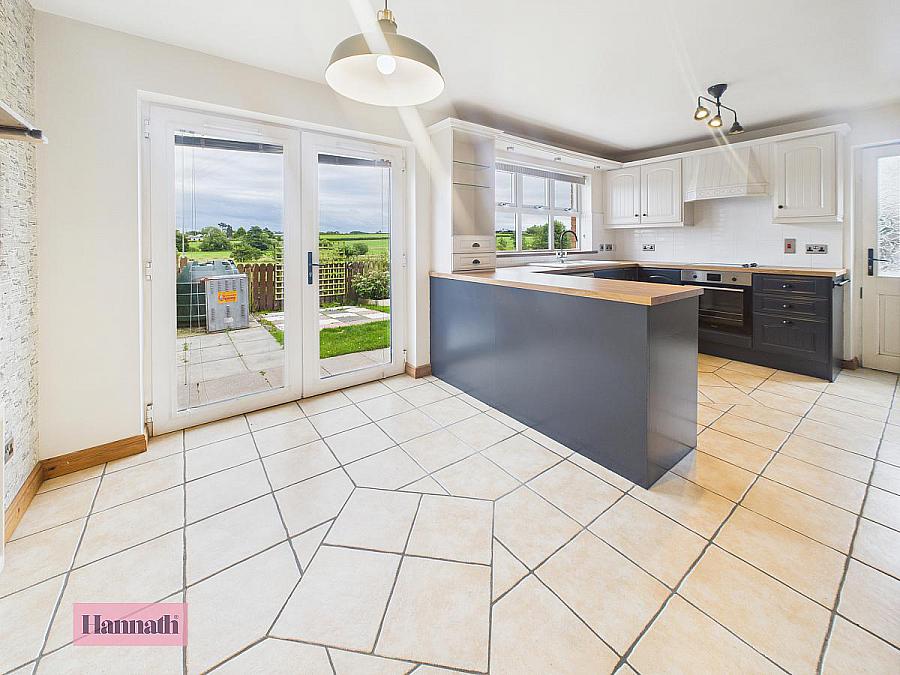 4 Meadowview Lodge