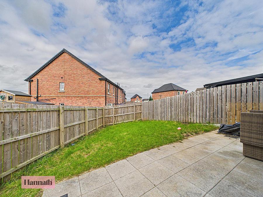92 Drumnagoon Park