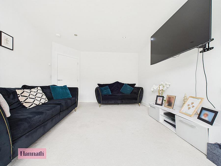 92 Drumnagoon Park
