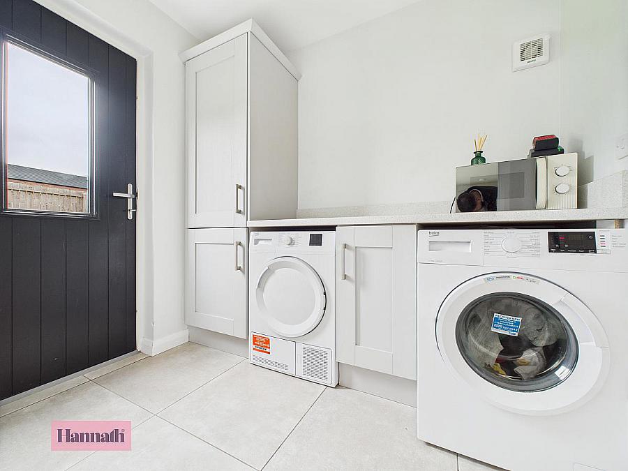 21 Ashgrove Heights