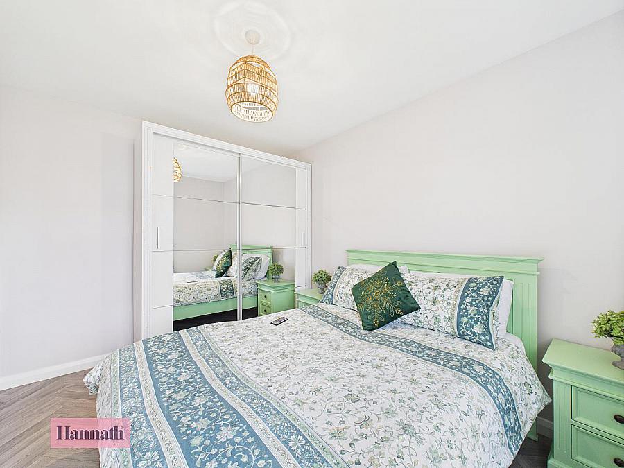 21 Ashgrove Heights
