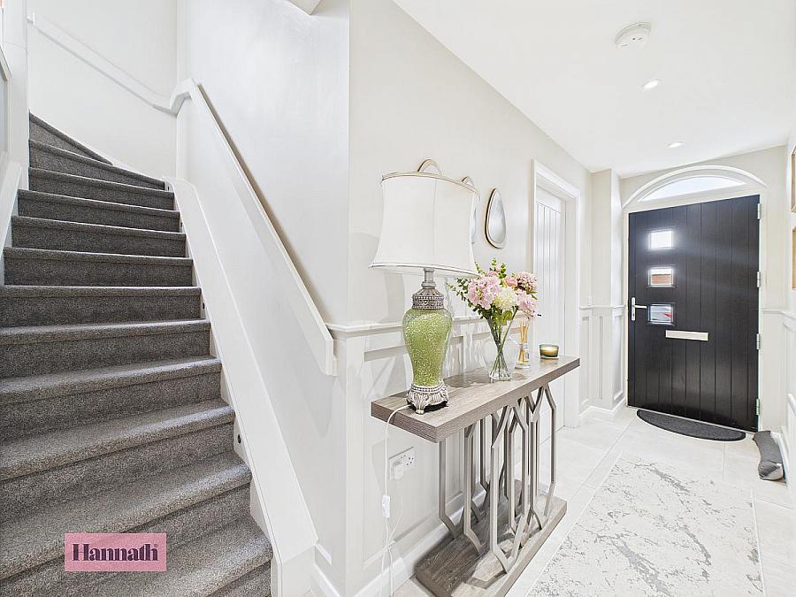 21 Ashgrove Heights