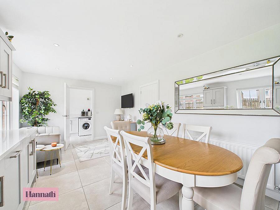 21 Ashgrove Heights