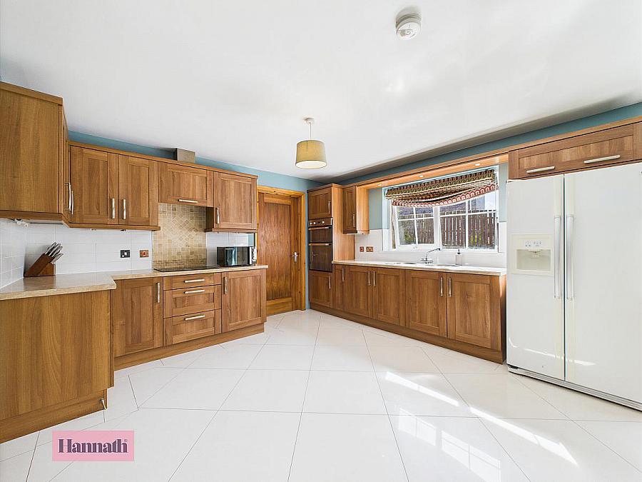 11 Hillcrest Mews