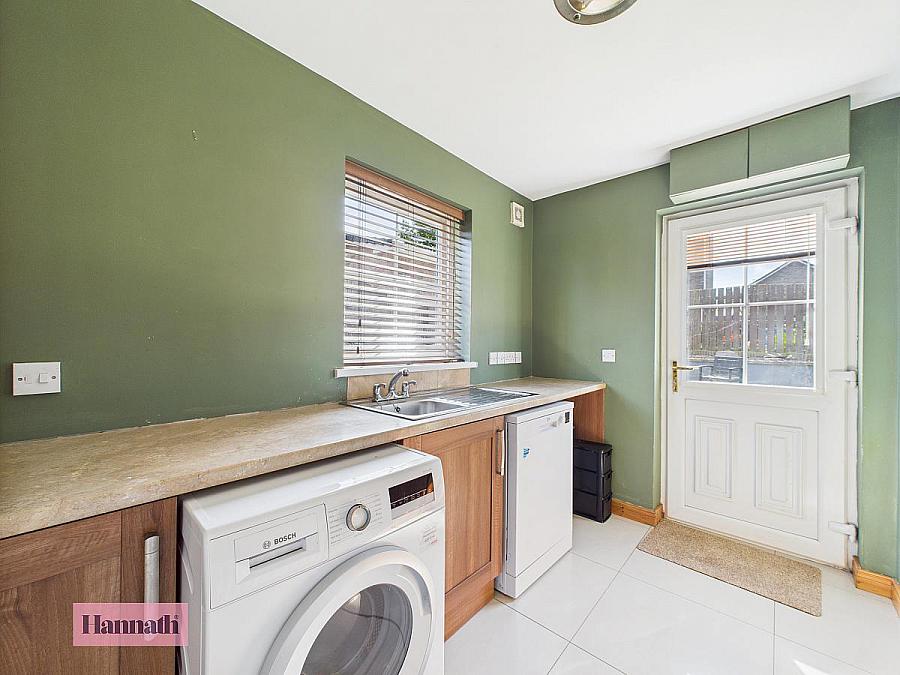 11 Hillcrest Mews