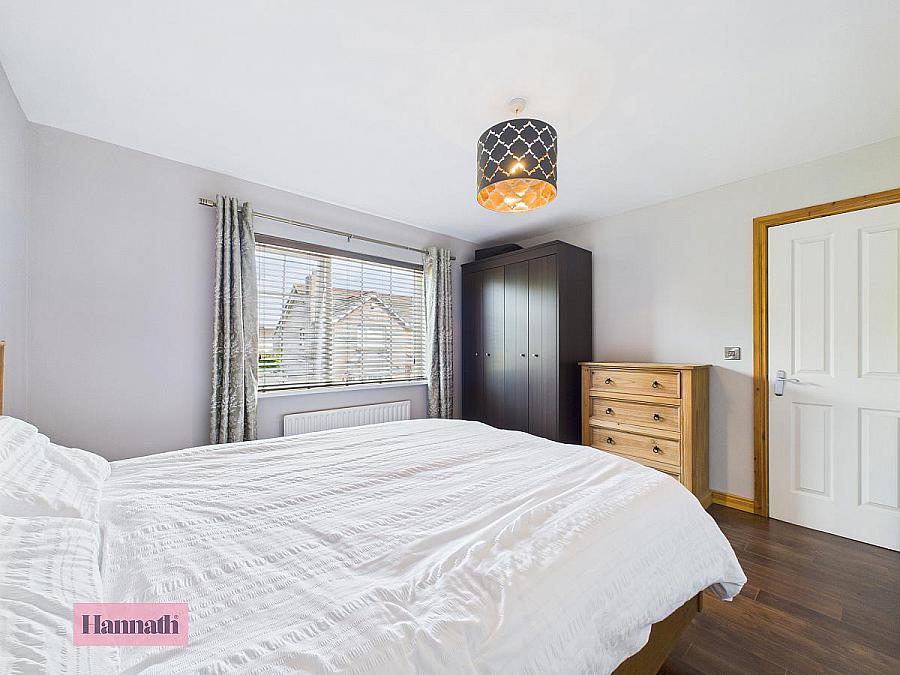 11 Hillcrest Mews