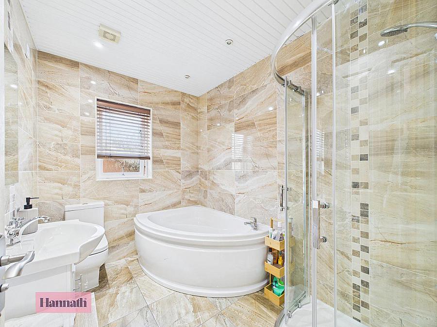 11 Hillcrest Mews