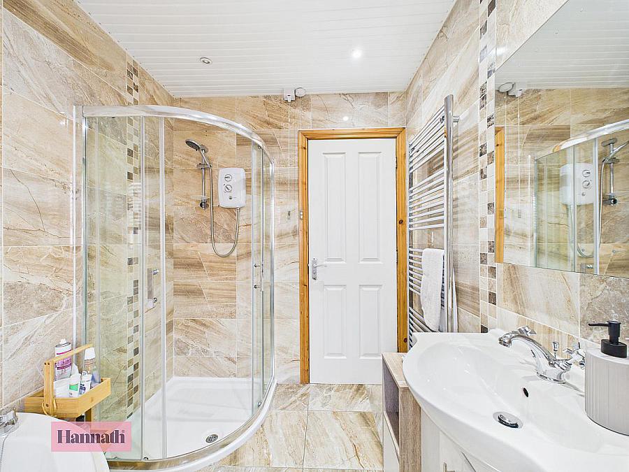 11 Hillcrest Mews