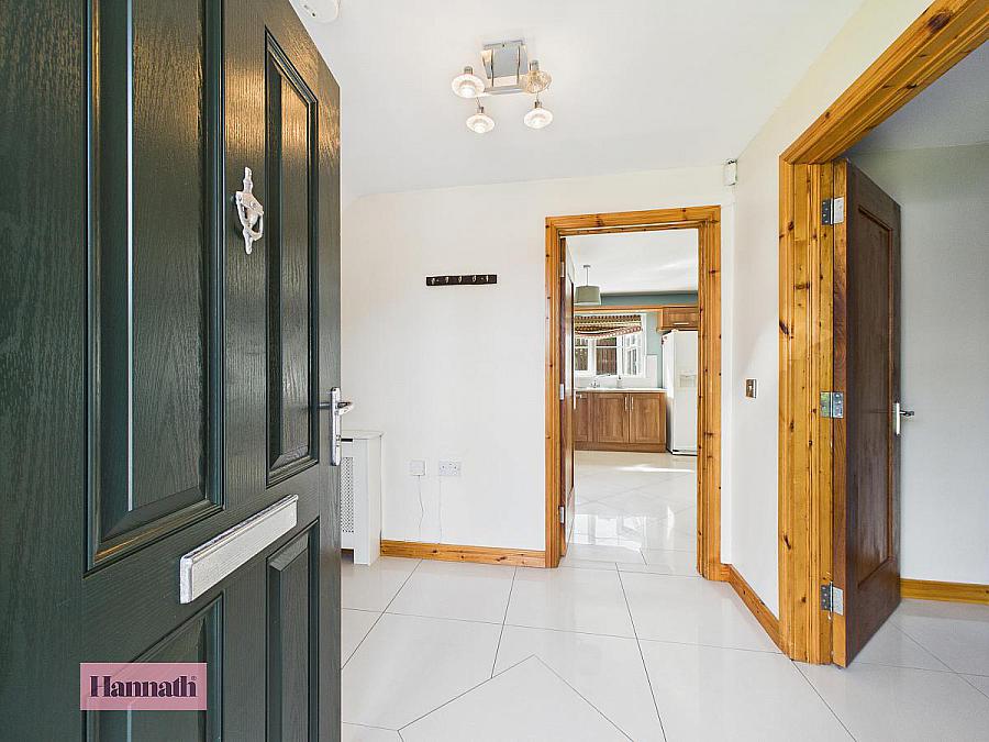 11 Hillcrest Mews