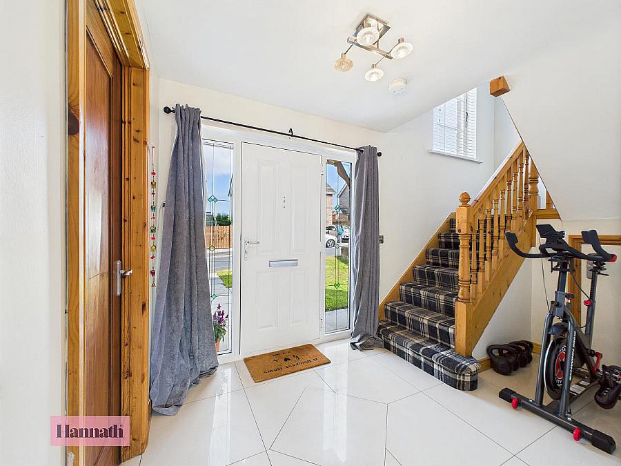 11 Hillcrest Mews
