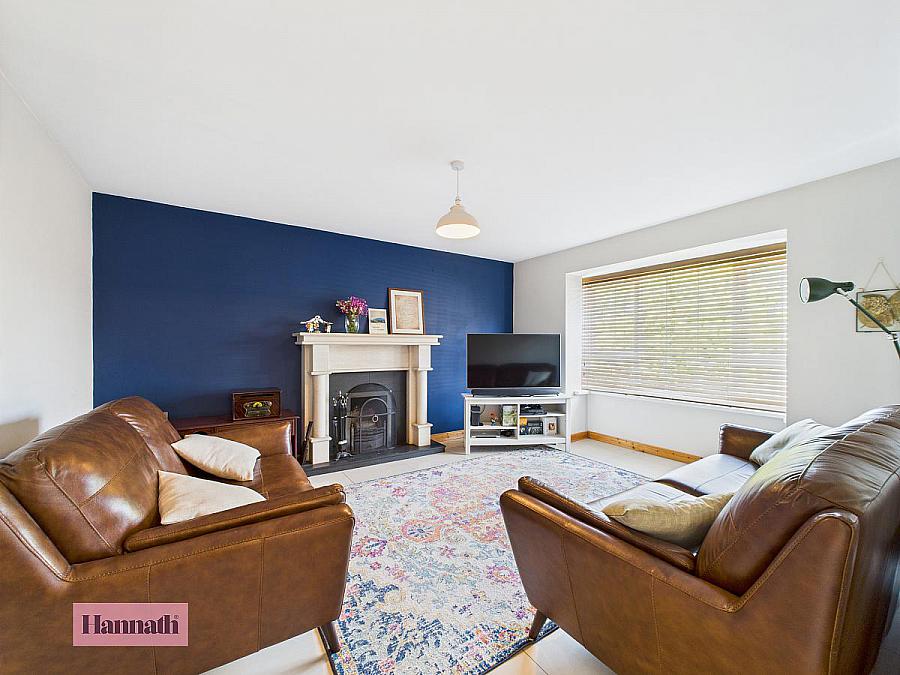 11 Hillcrest Mews