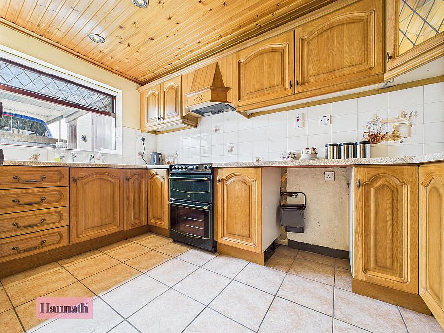 25 Meadowbrook