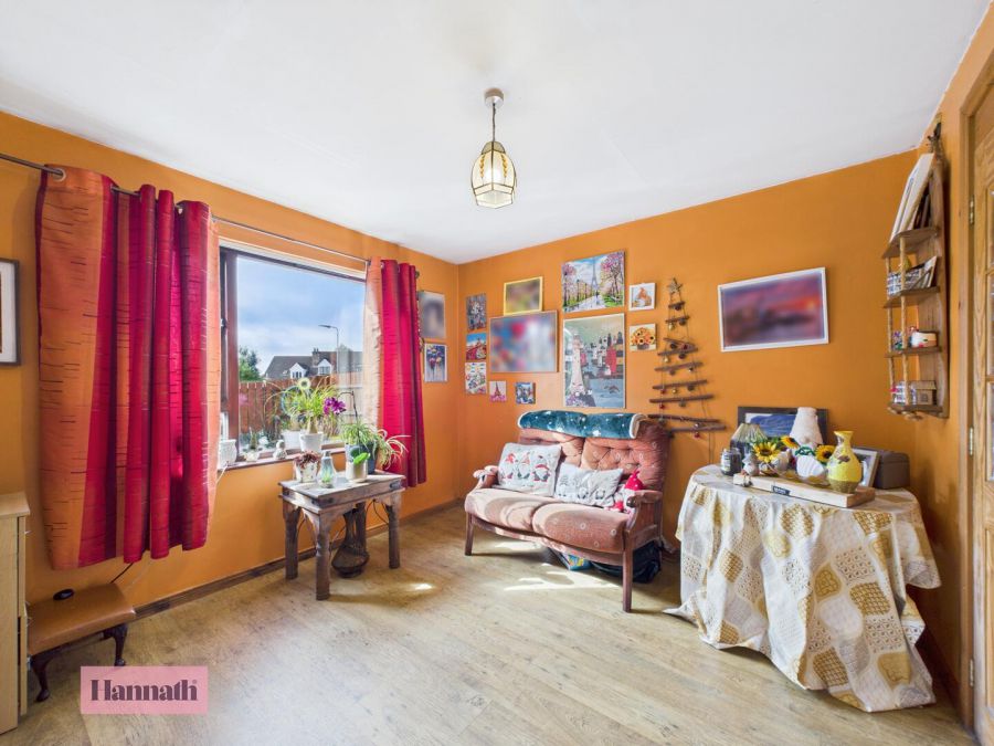 4 Breezemount Manor