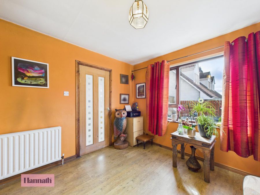 4 Breezemount Manor