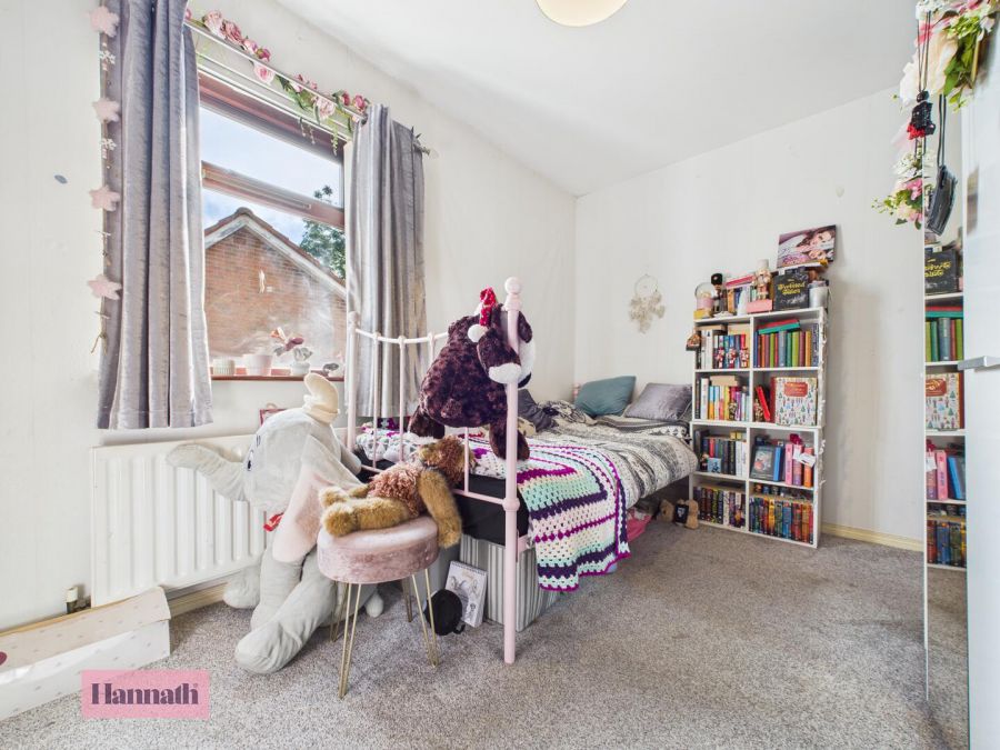 4 Breezemount Manor