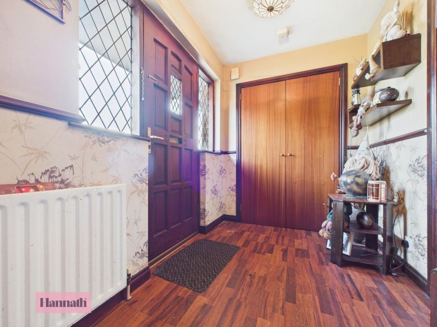 4 Breezemount Manor