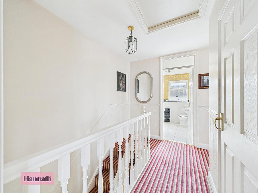 11 Inglewood Lodge
