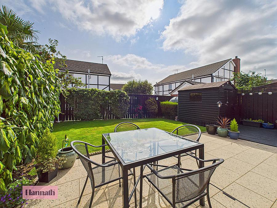 11 Inglewood Lodge