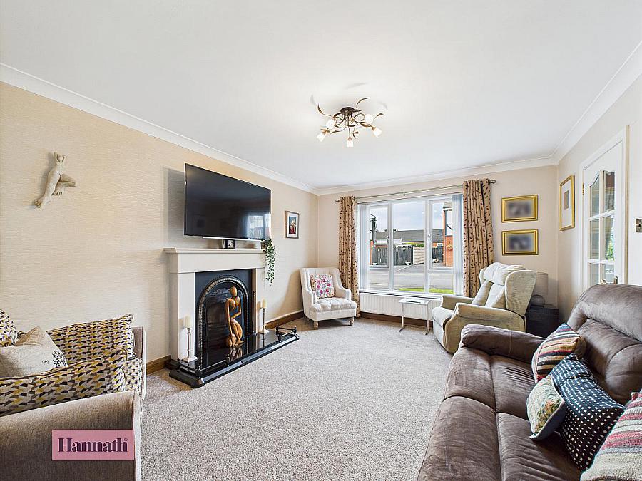 11 Inglewood Lodge
