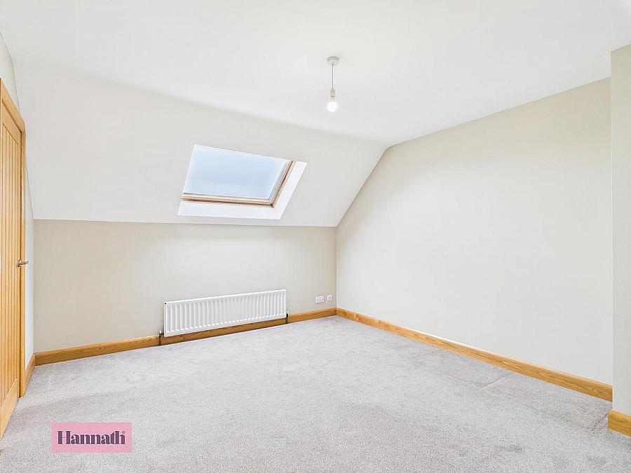 15 Sandringham Court