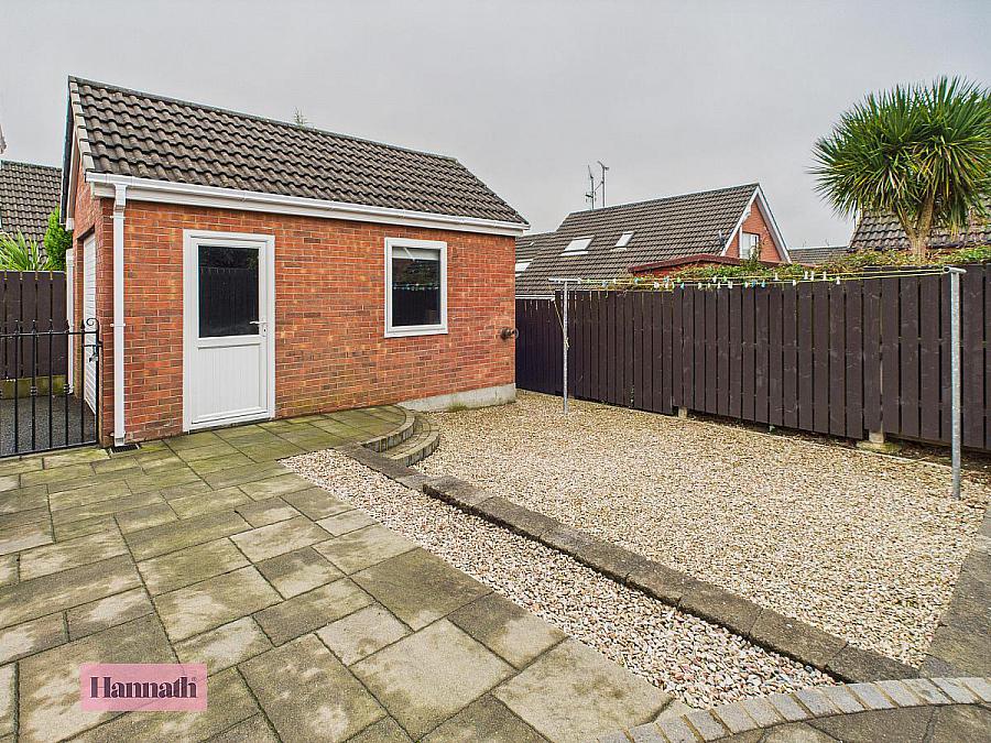 15 Sandringham Court