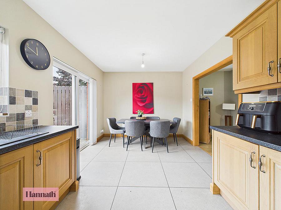 15 Sandringham Court