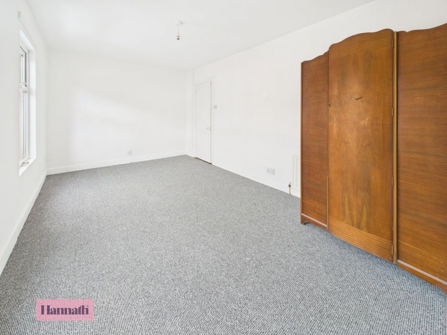 9 Carrickblacker Avenue