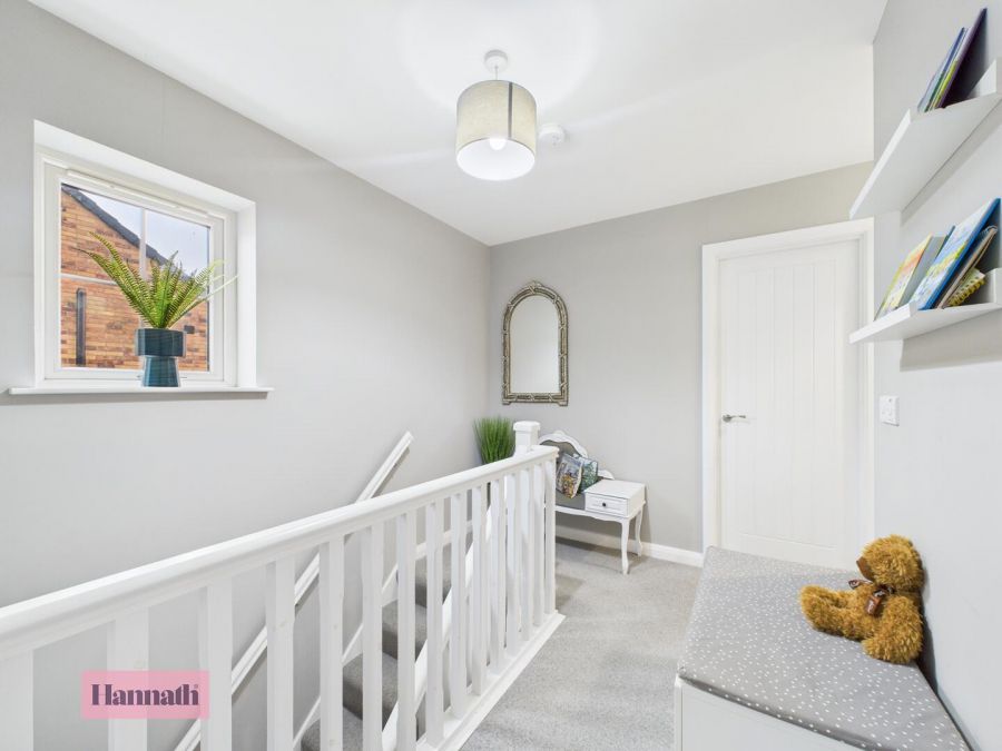 44 Oakwood Hall