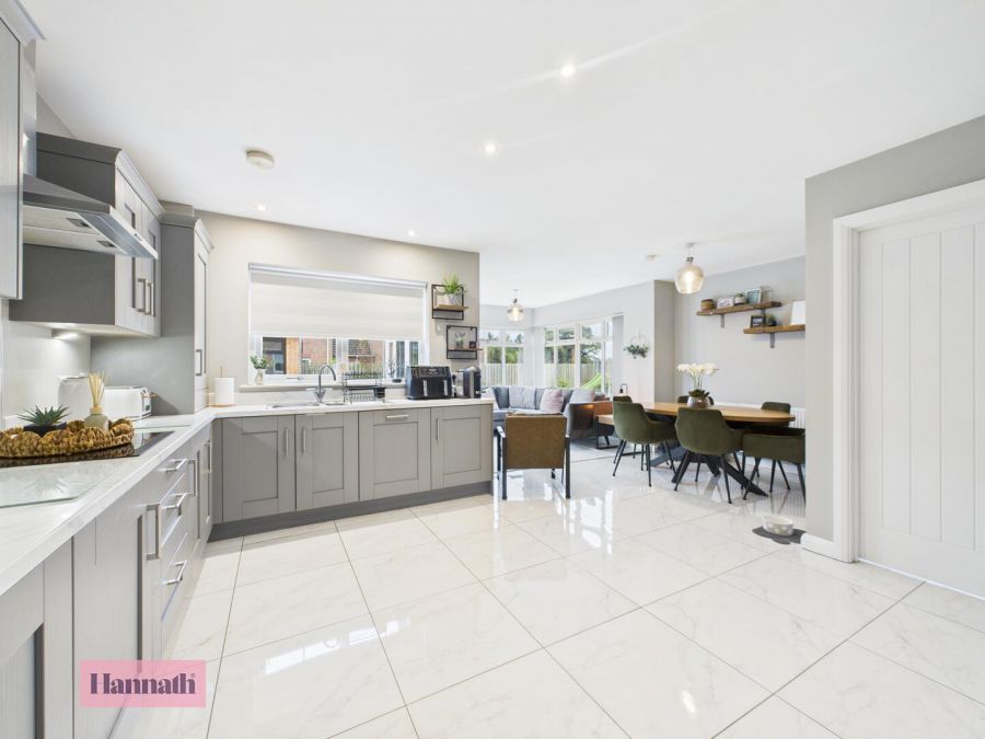44 Oakwood Hall 44 Oakwood Hall