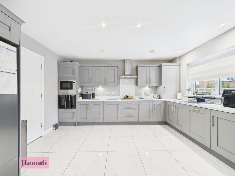 44 Oakwood Hall 44 Oakwood Hall