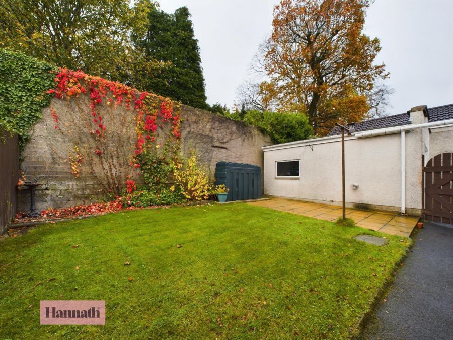 19 Village Walk
