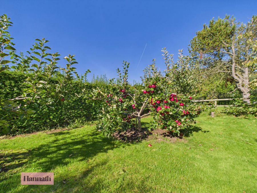 21 Margretta Park
