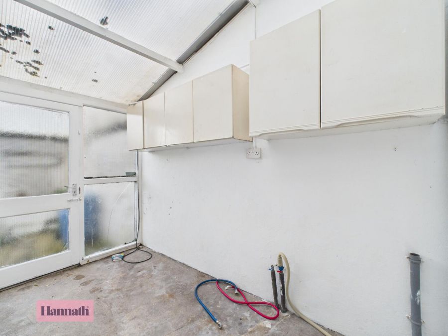 14 Carrickblacker Road