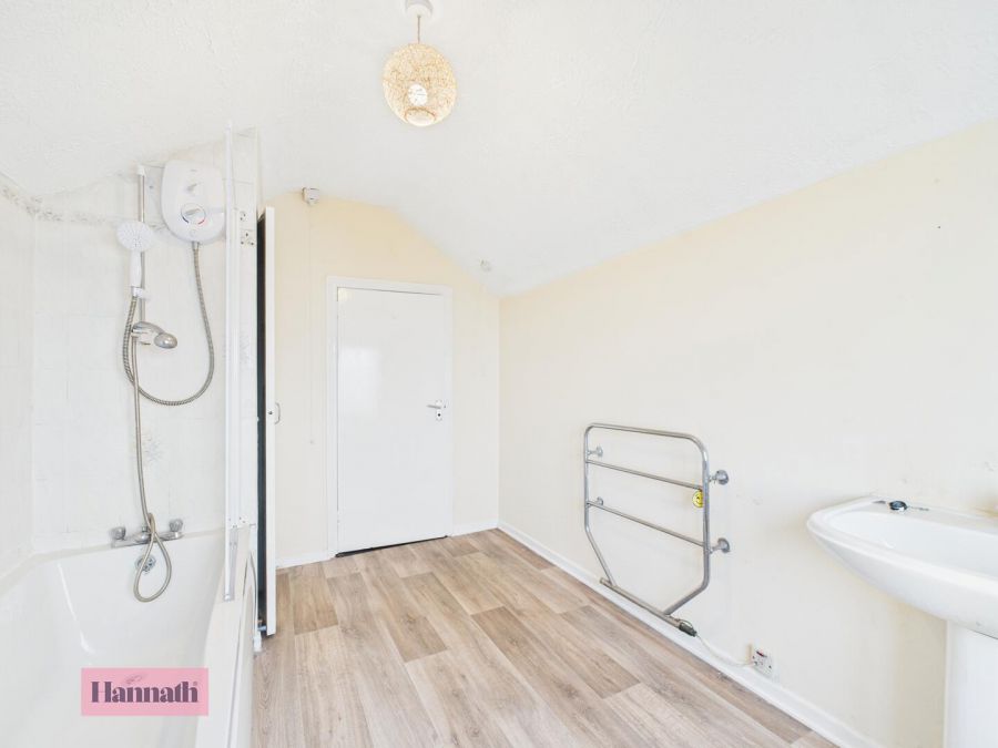 14 Carrickblacker Road